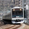 「いきもの電車～超いきものばかりミュージアム～」のイメージ。「いきものがかり」のこれまでの活動などを車内広告で紹介する。