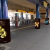 枚方公園駅も「ドラクエ」のモンスターで装飾。一部の自動改札機は通過時に「レベルアップ」音が鳴る。