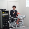 日産　仲田直樹パワートレイン主管とe-POWERのカットモデル