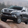 トヨタ フォーチュナー 新型