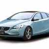 ボルボ V40、名車「アマゾン」をオマージュした限定モデルを発売