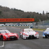 開幕戦岡山でのGT500クラス3車そろい踏み撮影（左からGT-R、LC500、NSX-GT）。