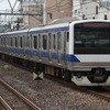 10月14日のダイヤ改正では常磐線の品川直通列車が増強される。写真は常磐線の普通列車。