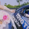 クルマと一輪車による「ドリフト結婚式」、驚愕のテクニック［動画］