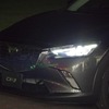 マツダCX-3に標準装備されたアダプティブLEDヘッドライト（最廉価グレードを除く）