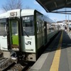 現在の飯山線では主にキハ110系が使われている。