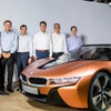 自動運転車の分野での提携を発表したBMW、インテル、モービルアイの3社首脳（2017年6月）