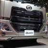 UDトラックス・クオン新型、6×2カーゴ（東京モーターショー2017）