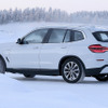 BMW X3のEVモデル「iX3」スクープ写真