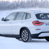 BMW X3のEVモデル「iX3」スクープ写真