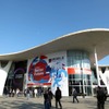 スペイン・バルセロナで26日から開催される「MWC（Mobile World Congress）2018」の会場入口