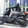 ヤマハの大型スクーター、XMAX に上質な「アイアンマックス」…EICMA 2018