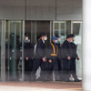 東京拘置所から保釈されたゴーン被告　(c) Getty Images