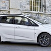 BMW2シリーズ アクティブ ツアラーのPHV「225xe」改良新型