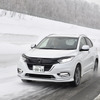 北海道旭川市内から北上。雪の一般道と高速道で試乗した。