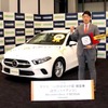2018年ヤナセ・プロ野球MVP賞、読売巨人軍(セントラルリーグ3位)岡本和真選手