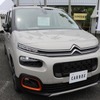正規輸入はされていない、最新のシトロエンベルランゴも展示されていた。