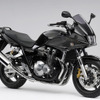 ホンダ CB1300 一部改良…環境性能を高めた