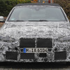 BMW M4カブリオレ 新型に大接近…2020年デビュー、巨大グリルはどうなる？