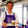 「Share Happiness Morning」では井上CEOが自らエプロンを掛けて振る舞った