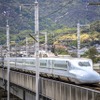 電力融通装置の導入により、回生電力の有効活用が図られる九州新幹線。