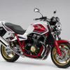 ホンダ CB1300 SUPER FOUR に限定カラー