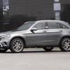 メルセデスベンツ GLC 改良新型にPHV、EVモード4割増し…欧州発売