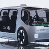 ジャガー・ランドローバー、最新の自動運転EVコンセプト発表…2021年後半からモビリティサービス計画