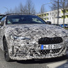 BMW 4シリーズ 新型、カブリオレにも「巨大グリル」を確認！
