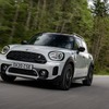 MINI クロスオーバー 欧州の改良新型にPHV、燃費は58.8km/リットル