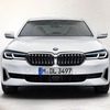 【BMW 5シリーズ 改良新型】デザイン責任者「より力強く、モダンなクルマに」