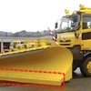 スノープラウとエッジ（破線枠内）