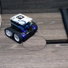「知能技術」ジェスチャーでのコマンド入力に呼応して動いたラジコンカー