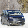 VW T7 プロトタイプ（スクープ写真）