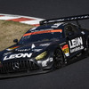 GT300クラス2位の#65 LEON PYRAMID AMG