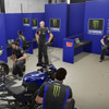 キャリアモードでは、MotoGPのチャンピオンシップの頂点を目指す過程を監督視点から体験可能