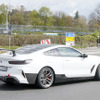 BMW M8をベースとした謎の開発車両（スクープ写真）