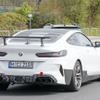 BMW M8をベースとした謎の開発車両（スクープ写真）
