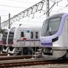 東京メトロ18000系内覧会（6月2日）。向かって右から18000系、08系×2本、8000系×3本