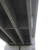 鬼怒川橋りょうへむけてのびる宇都宮ライトレール高架橋