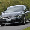 VW ゴルフ 新型（1.5 eTSI R-Line）