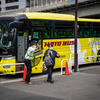 ワクチン接種会場へのはとバス（東京、5月24日）