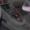赤いイグニッションボタンの上には、「STRADA」、「SPORT」、「CORSA」、「EGO」といった4つのドライビングモードインジケーターが用意されている。EGOモードは、すべての設定を自分でカスタマイズできる。