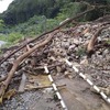 中央西線木曽平沢～贄川（にえかわ）間の土砂流入現場。