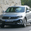 VW T-Roc R-Line 改良新型プロトタイプ（スクープ写真）