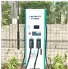 EV2台を同時充電できるCHAdeMO規格120kW級充電器