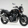 ホンダ CB400SUPER FOUR と CB400 SUPER BOL D'OR に特別カラーの限定車