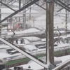 小樽駅構内を行き来する除雪機械（1月14日、10時15分頃）。