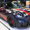 STEKプロテクションフィルム施工中のBMW『MINI JOHN COOPER WORKS』