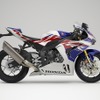 ホンダ CBR1000RR-RファイヤーブレードSP 30th アニバーサリー